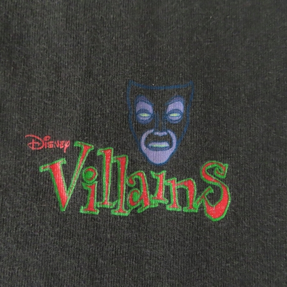 CHERNABOG DISNEY HOUSE OF VILLAINS TSHIRT - Picture 2 of 7